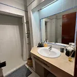 Lv Apartment *